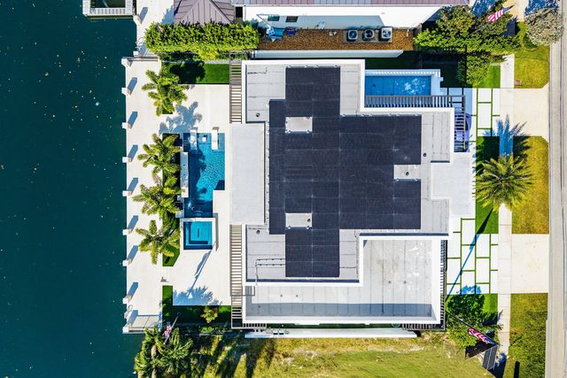 2650 NE 48th Court, Lighthouse Point, FL 33064