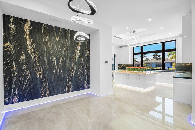 2650 NE 48th Court, Lighthouse Point, FL 33064