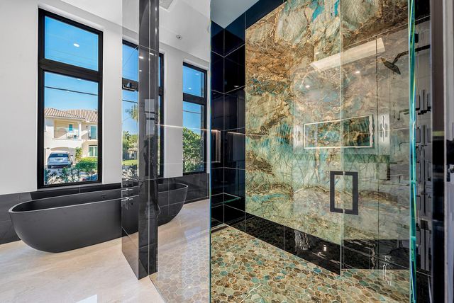 2650 NE 48th Court, Lighthouse Point, FL 33064