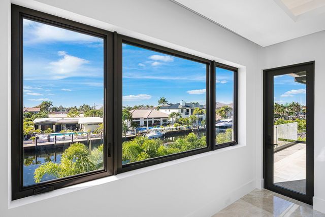 2650 NE 48th Court, Lighthouse Point, FL 33064