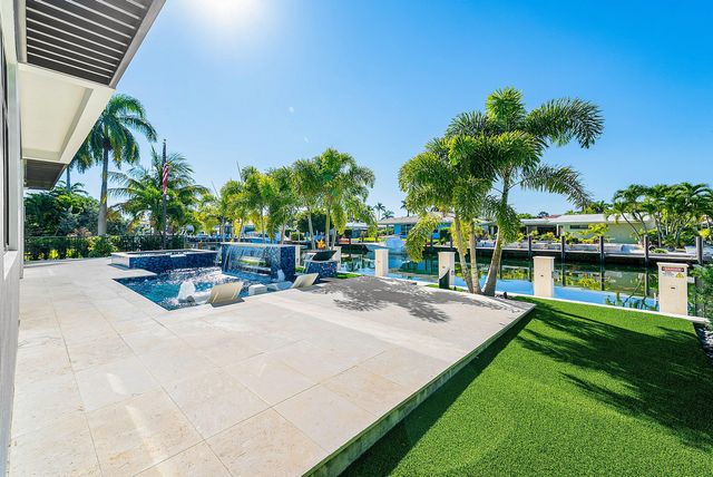 2650 NE 48th Court, Lighthouse Point, FL 33064