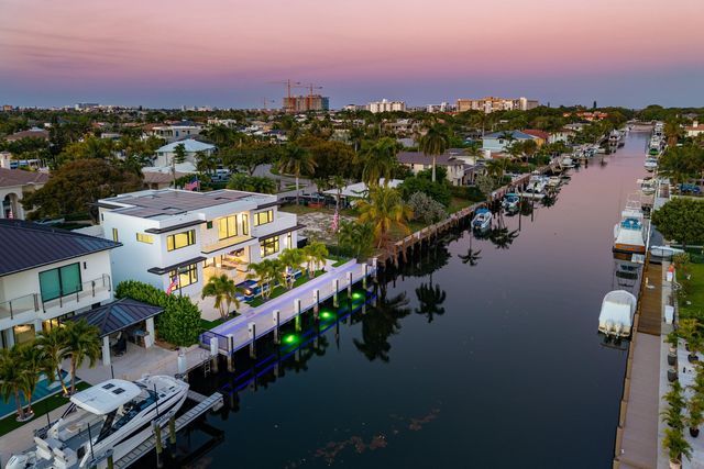 2650 NE 48th Court, Lighthouse Point, FL 33064