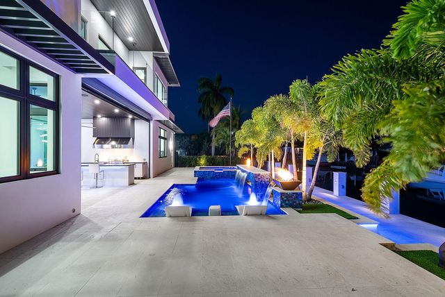 2650 NE 48th Court, Lighthouse Point, FL 33064