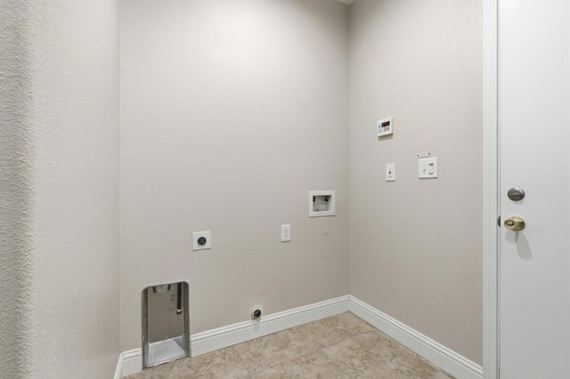 3108 Capistrano Drive, Madera, CA 93637