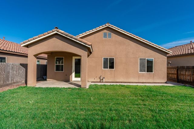 3108 Capistrano Drive, Madera, CA 93637