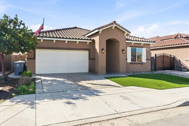 3108 Capistrano Drive, Madera, CA 93637