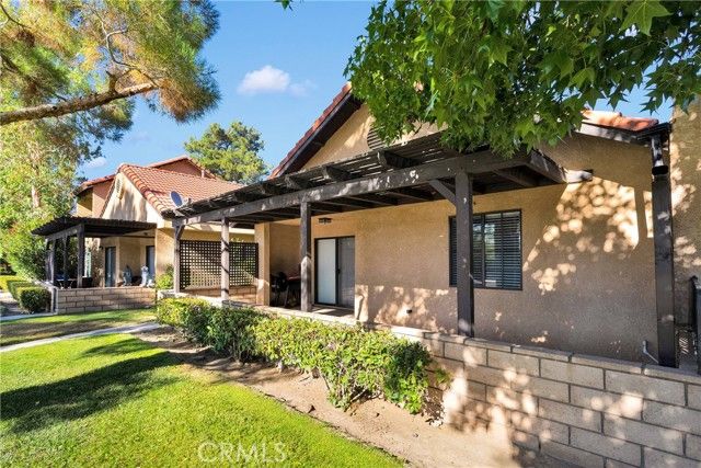 11722 Oak Street, Apple Valley, CA 92308