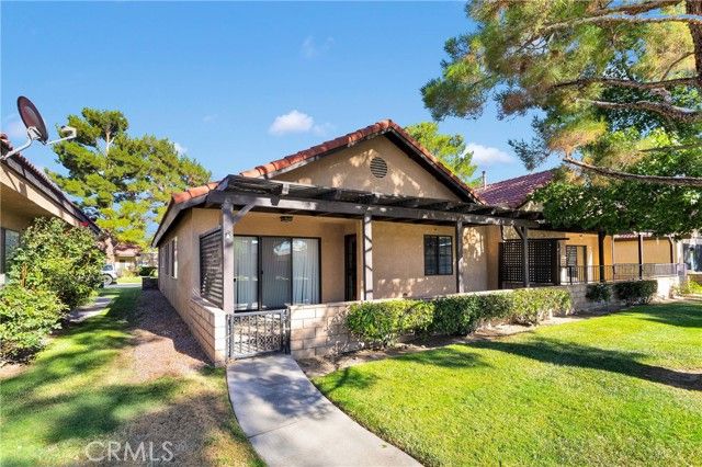 11722 Oak Street, Apple Valley, CA 92308