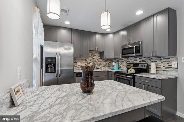 1794 FOREST PARK DR, District Heights, MD 20747