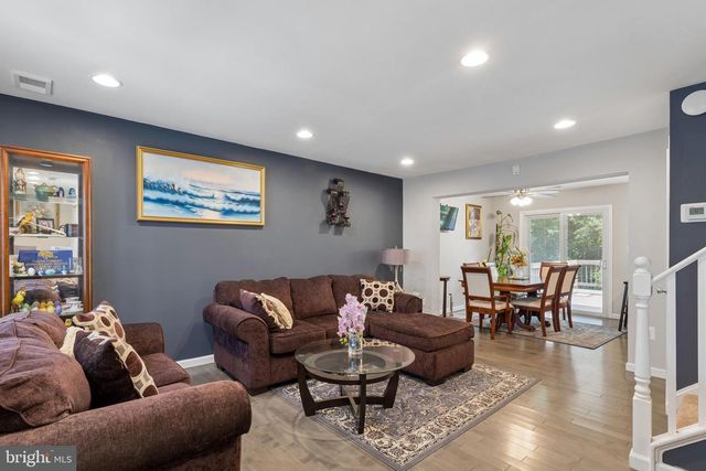 1794 FOREST PARK DR, District Heights, MD 20747