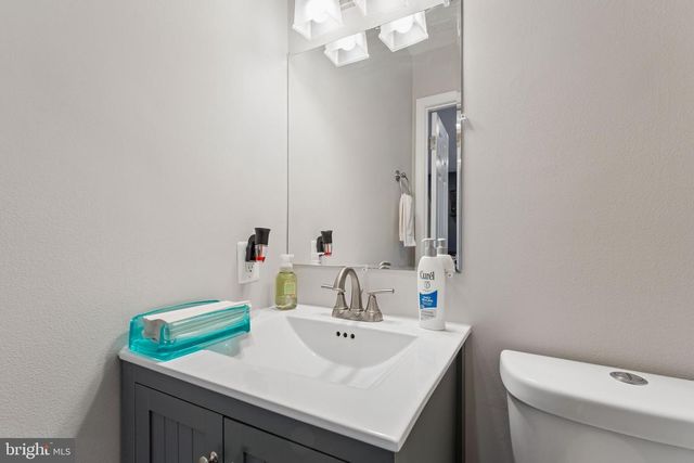 1794 FOREST PARK DR, District Heights, MD 20747