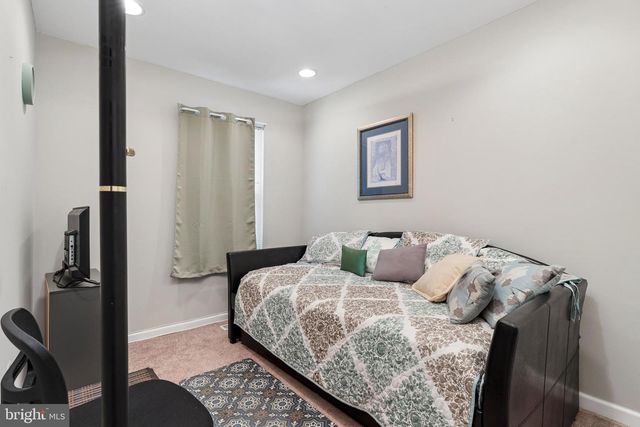 1794 FOREST PARK DR, District Heights, MD 20747