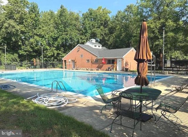 1794 FOREST PARK DR, District Heights, MD 20747