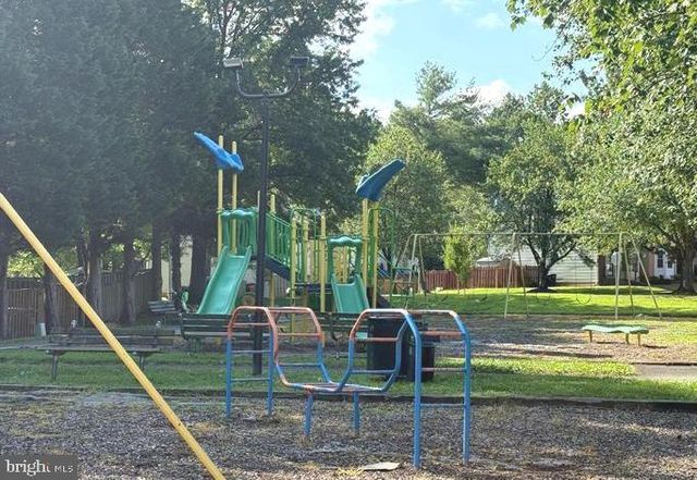 1794 FOREST PARK DR, District Heights, MD 20747