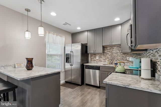 1794 FOREST PARK DR, District Heights, MD 20747