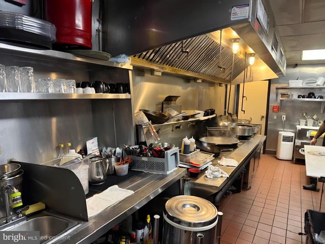 45 N 13TH ST, Philadelphia, PA 19107