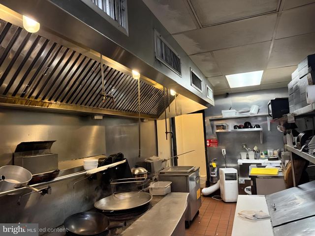 45 N 13TH ST, Philadelphia, PA 19107