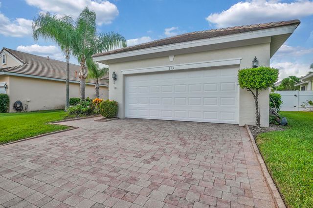 113 NW Swann Mill Circle, Port St. Lucie, Port St Lucie, FL 34986