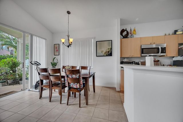 113 NW Swann Mill Circle, Port St. Lucie, Port St Lucie, FL 34986