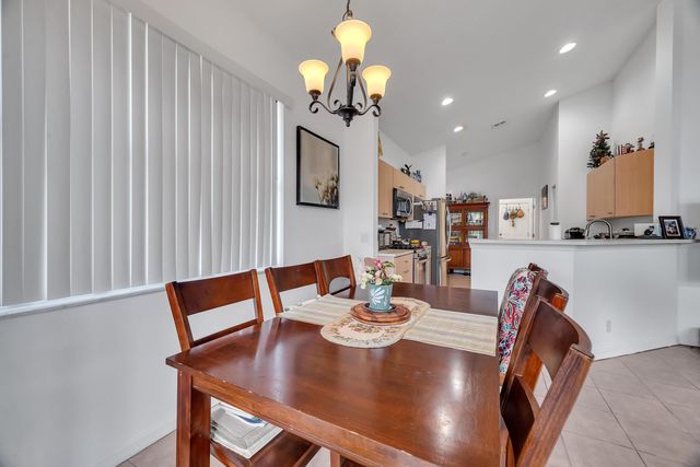 113 NW Swann Mill Circle, Port St. Lucie, Port St Lucie, FL 34986