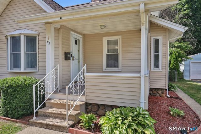43 Barraclough Avenue, Hamden, CT 06517