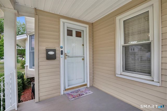 43 Barraclough Avenue, Hamden, CT 06517