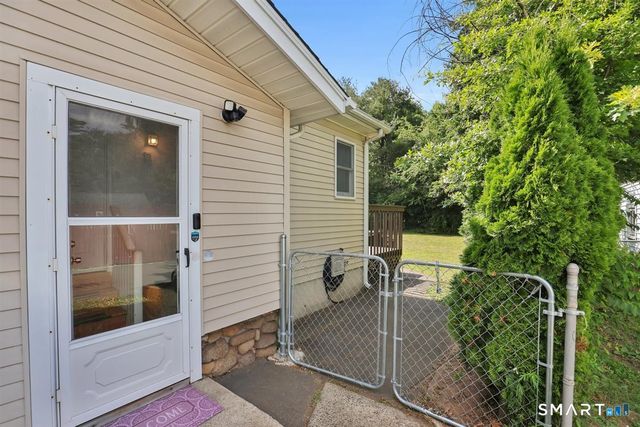 43 Barraclough Avenue, Hamden, CT 06517