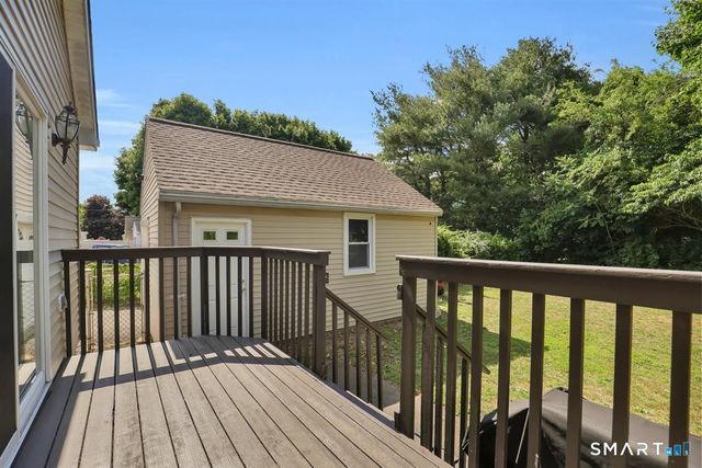 43 Barraclough Avenue, Hamden, CT 06517