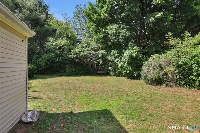 43 Barraclough Avenue, Hamden, CT 06517