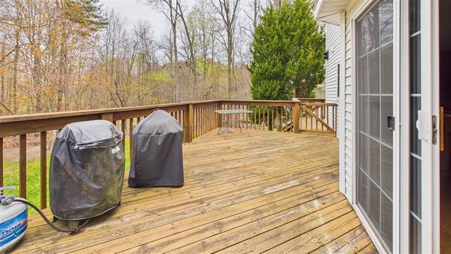 314 Caravan Road, Norton Shores, MI 49441