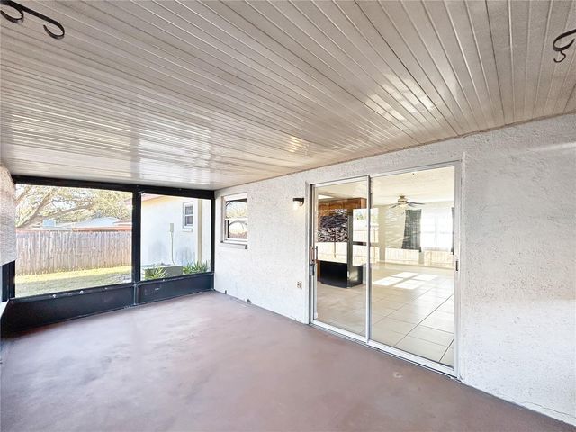 520 CENTURY DRIVE, Largo, FL 33771