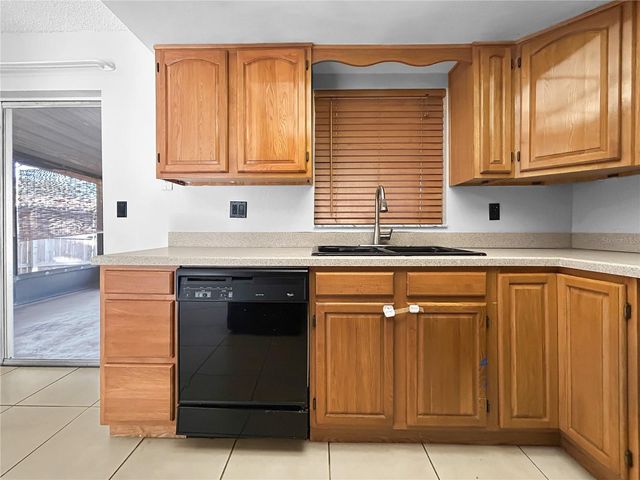 520 CENTURY DRIVE, Largo, FL 33771