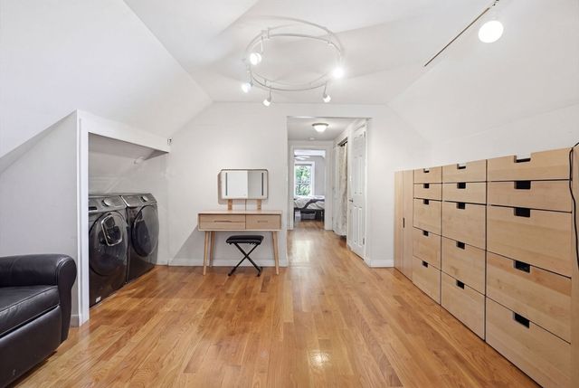 139 Sycamore St. 139, Belmont, MA 02478