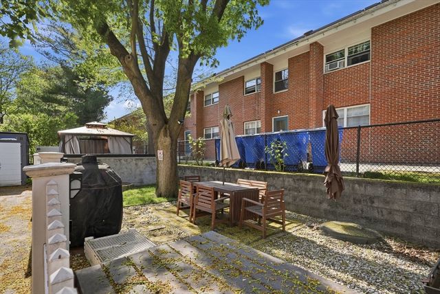 139 Sycamore St. 139, Belmont, MA 02478