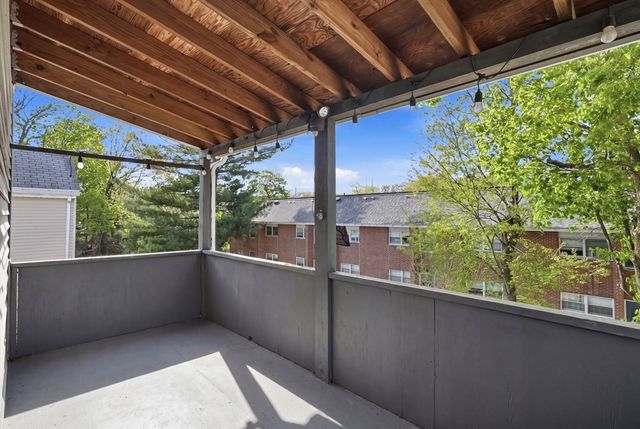 139 Sycamore St. 139, Belmont, MA 02478