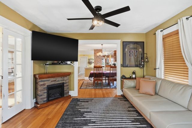 139 Sycamore St. 139, Belmont, MA 02478
