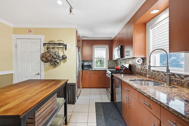 139 Sycamore St. 139, Belmont, MA 02478