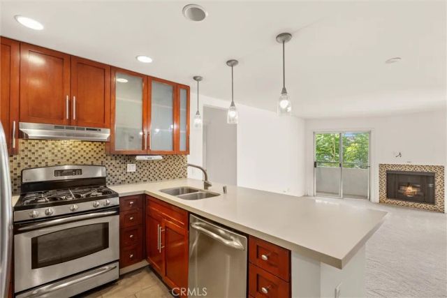 4702 Fulton Avenue 202, Sherman Oaks, CA 91423