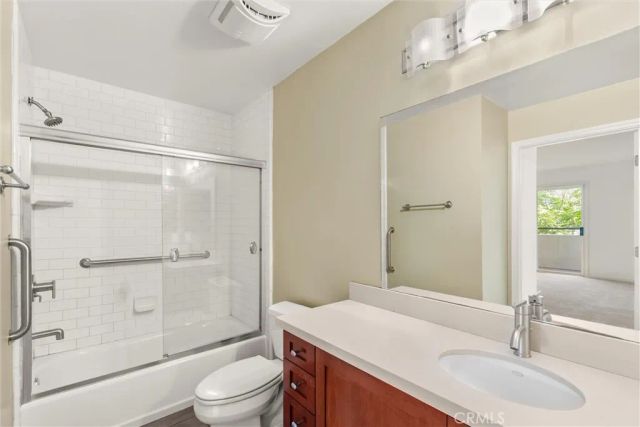 4702 Fulton Avenue 202, Sherman Oaks, CA 91423