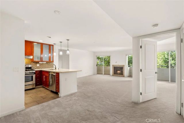 4702 Fulton Avenue 202, Sherman Oaks, CA 91423