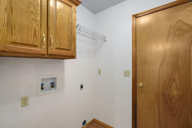 4370 S York Avenue, Springfield, MO 65810