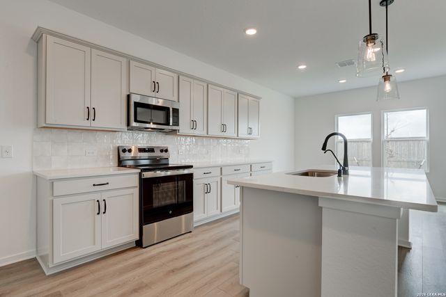 13839 Birch View, San Antonio, TX 78252