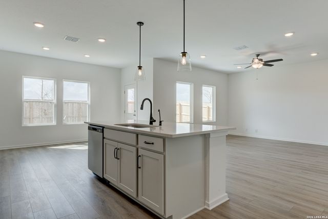 13839 Birch View, San Antonio, TX 78252