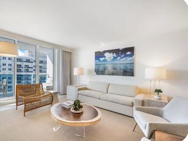 102 24th Street 1512, Miami Beach, FL 33139