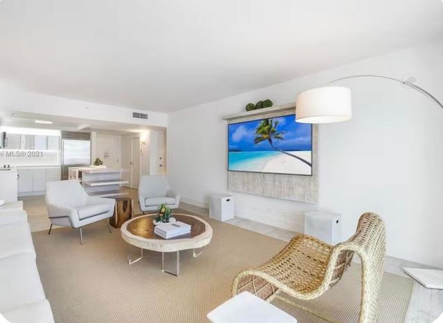 102 24th Street 1512, Miami Beach, FL 33139