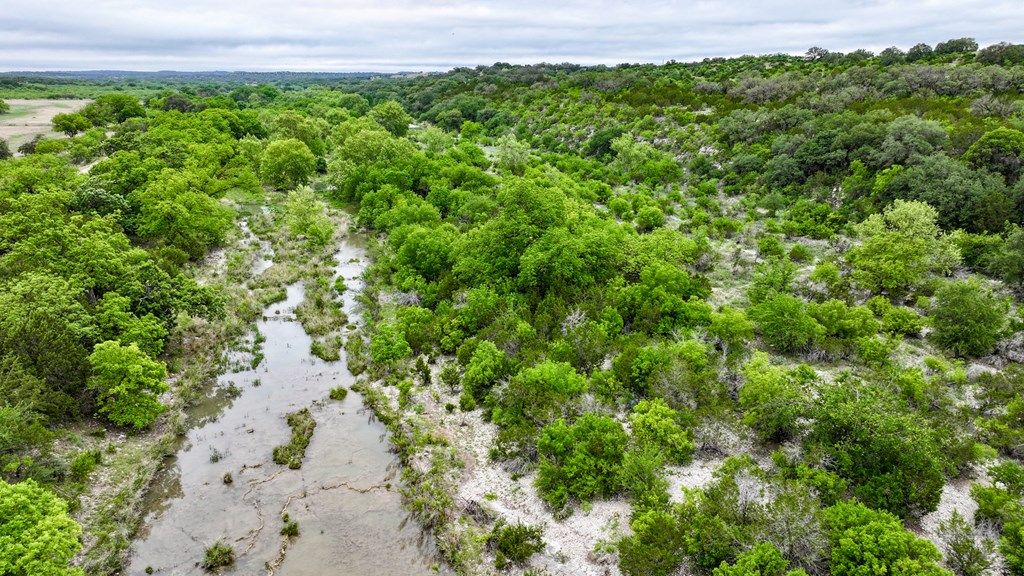 Image 2 of property listing at 669 Private Rd 3523, Roosevelt, TX 76874