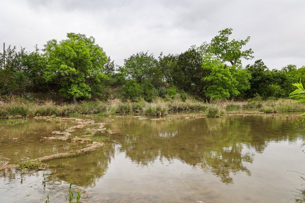 Image 6 of property listing at 669 Private Rd 3523, Roosevelt, TX 76874