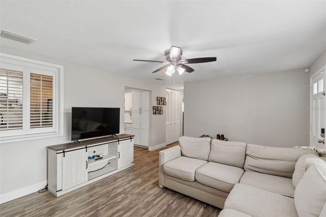 39051 12TH AVENUE, Zephyrhills, FL 33542