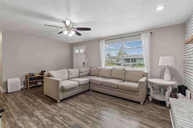 39051 12TH AVENUE, Zephyrhills, FL 33542