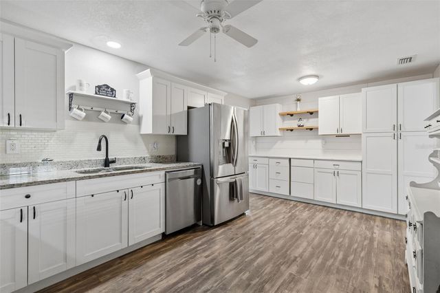 39051 12TH AVENUE, Zephyrhills, FL 33542